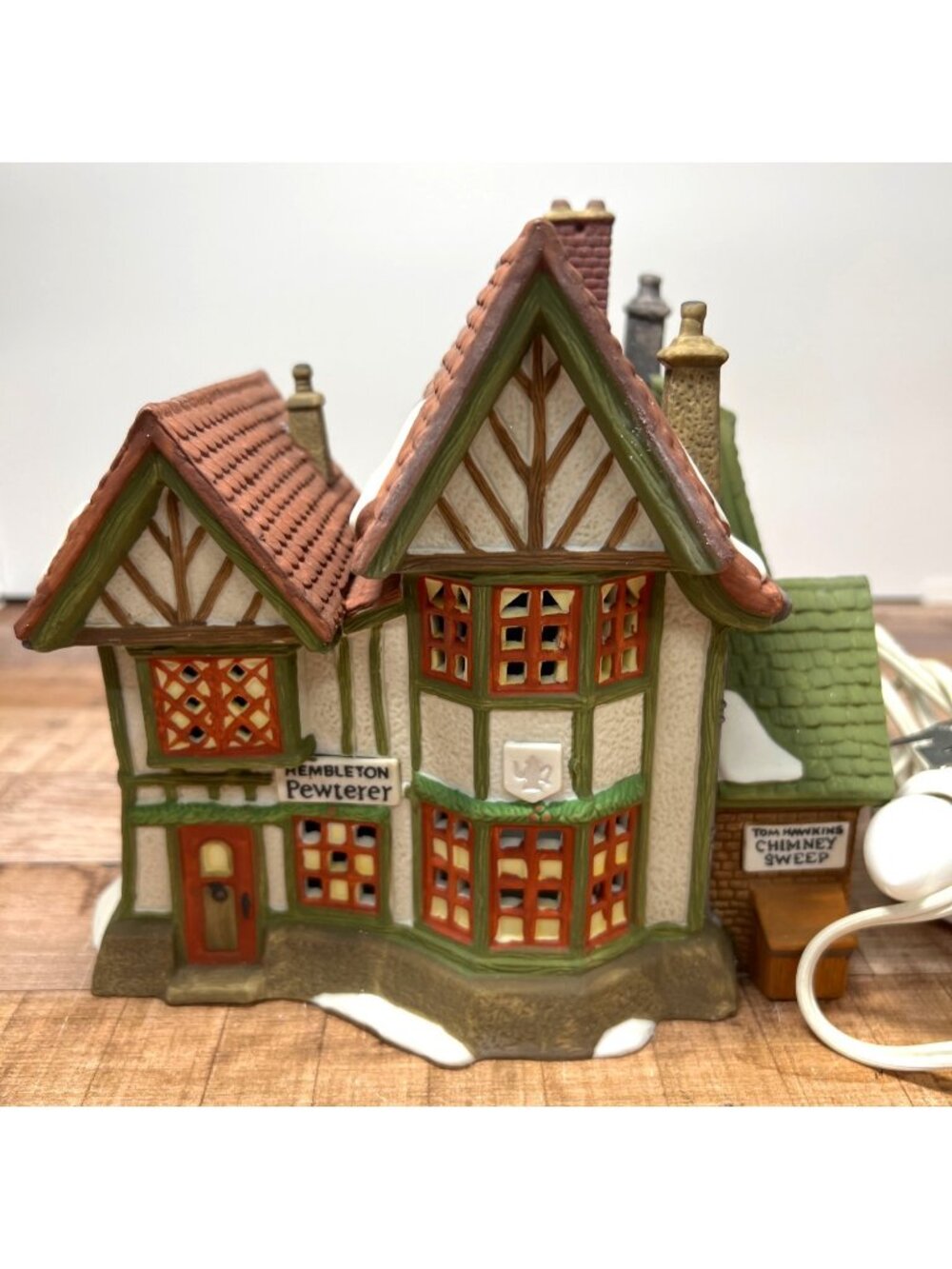 Dept 56 5800-9 Hembleton Pewterer Dickens Heritage Village